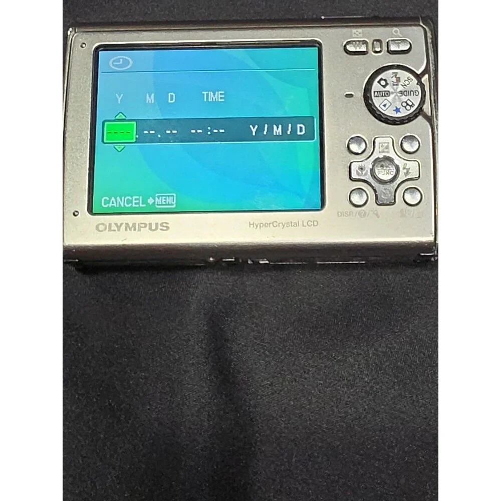 Olympus Stylus 1030SW 10.1 MP digital camera silver waterproof shockproof teste
